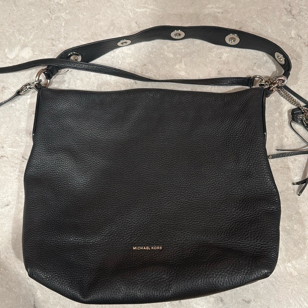Micheal Kors Brooklyn Large Satchel Black with Silver hardware